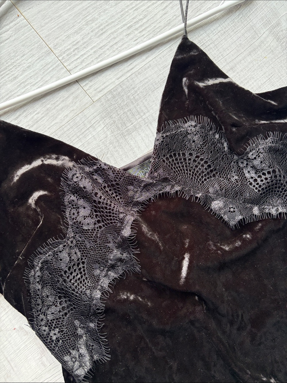 Topshop Black Crushed Velvet Lace-Trim Slip Dress, Size US6. - Picture 10 of 17